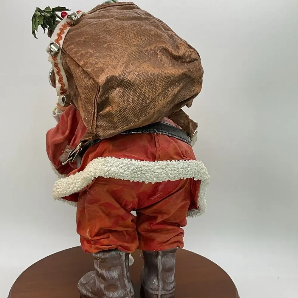 Clothtique Santa and Child Sculpture - Saturday Evening Post